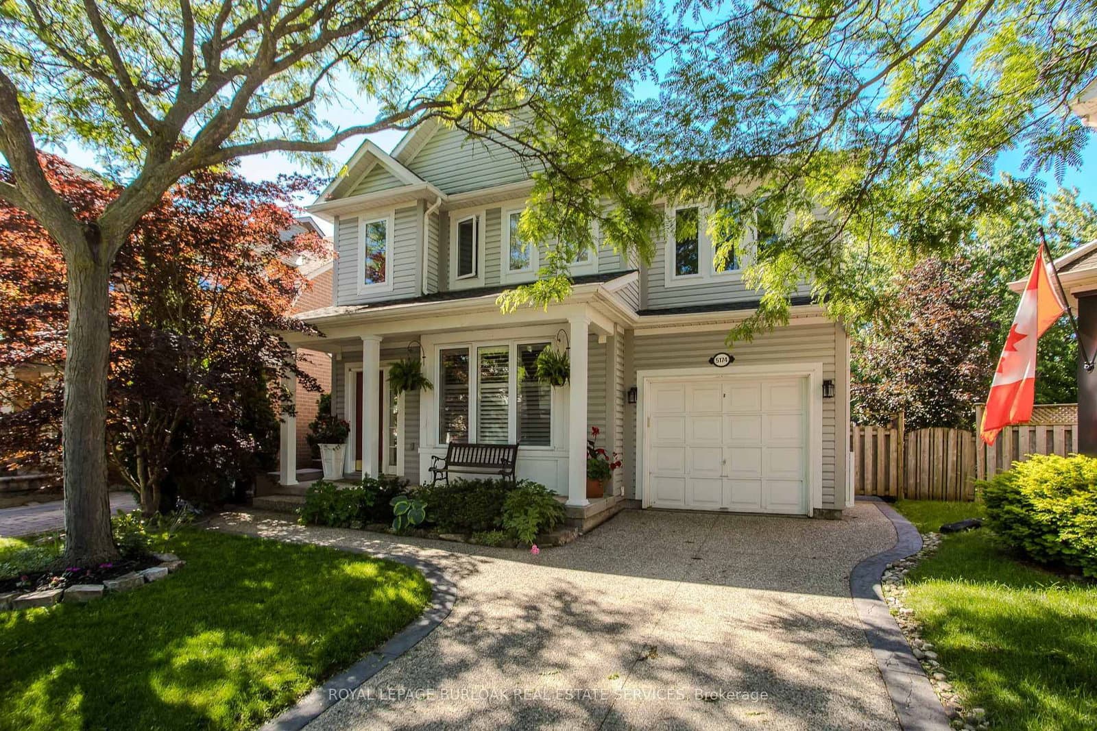 5174 Ravine Crescent thumbnail 30