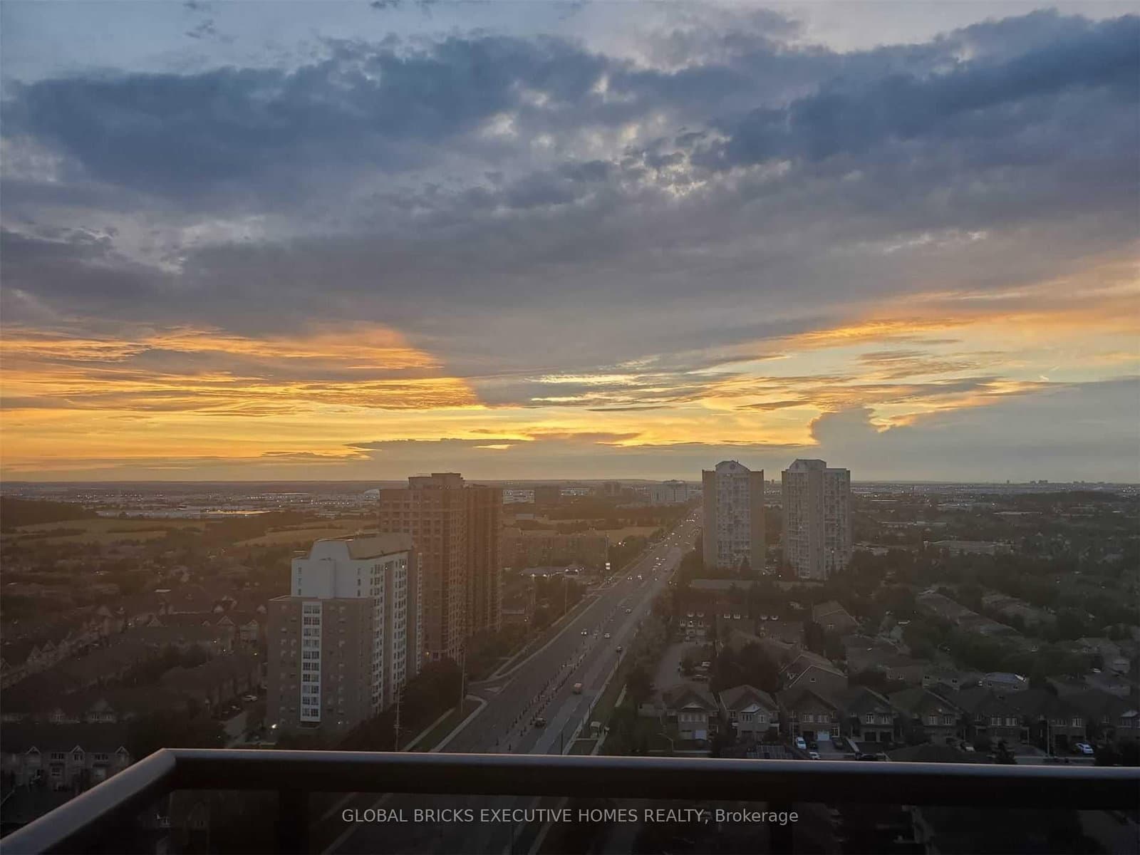 8 Nahani Way, Unit 3405 thumbnail 14