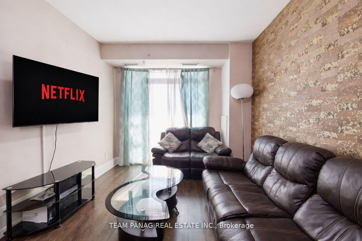 45 Yorkland Boulevard, Unit 209 thumbnail 8