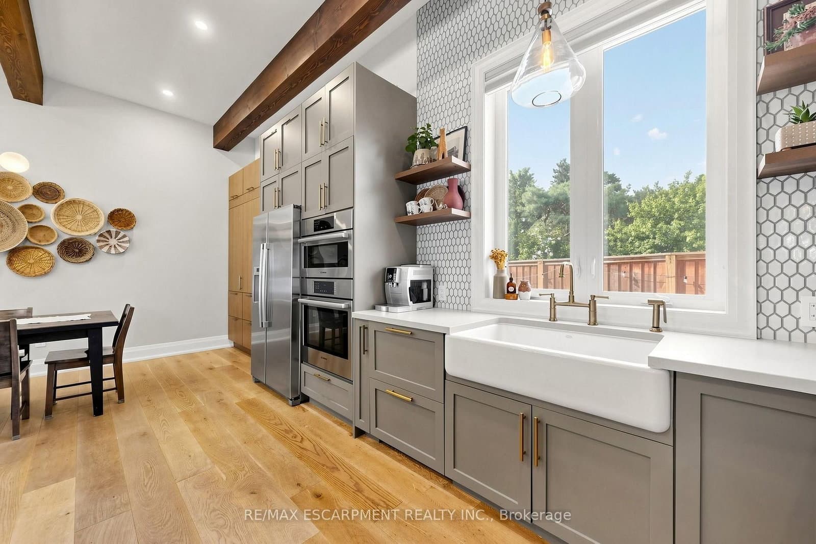 386 Cosburn Crescent thumbnail 11