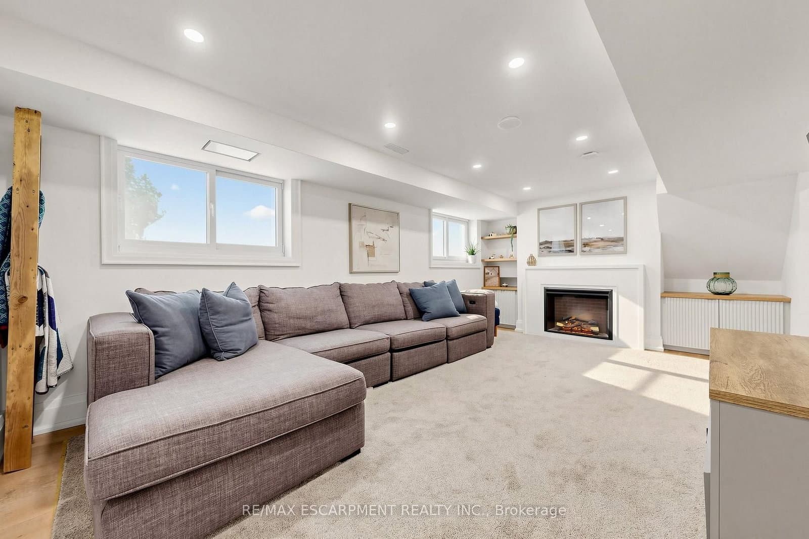 386 Cosburn Crescent thumbnail 30