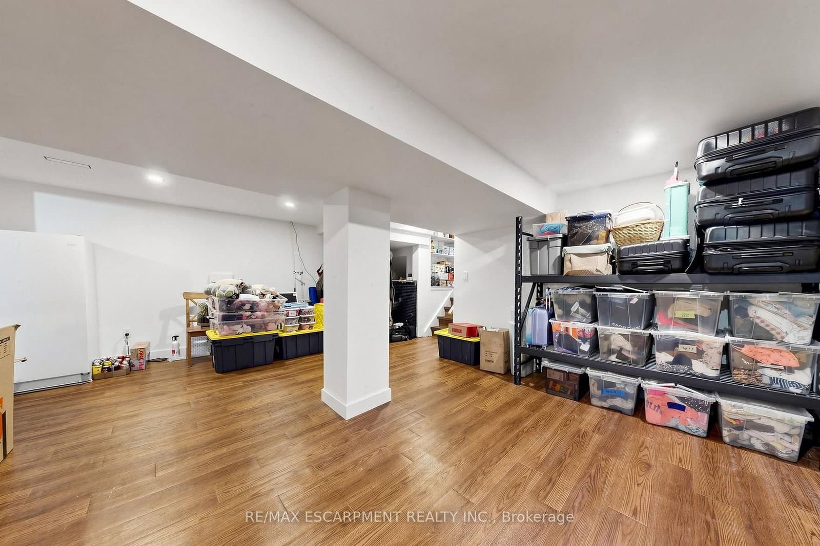 386 Cosburn Crescent thumbnail 34
