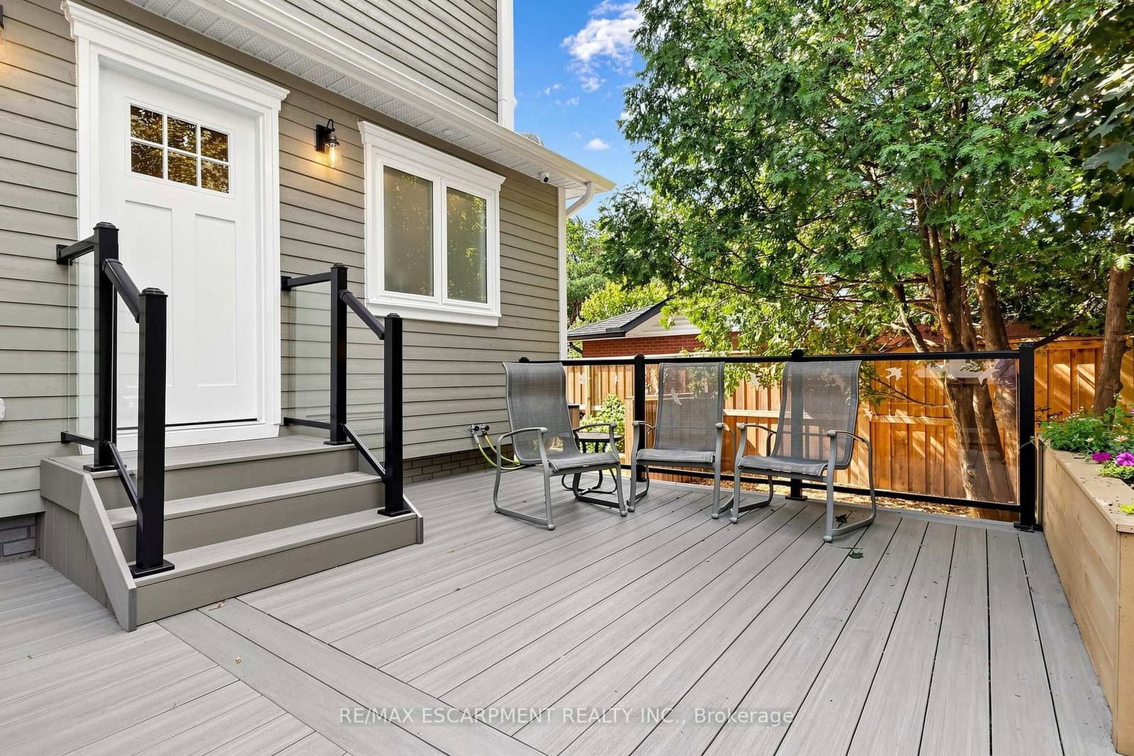 386 Cosburn Crescent thumbnail 36