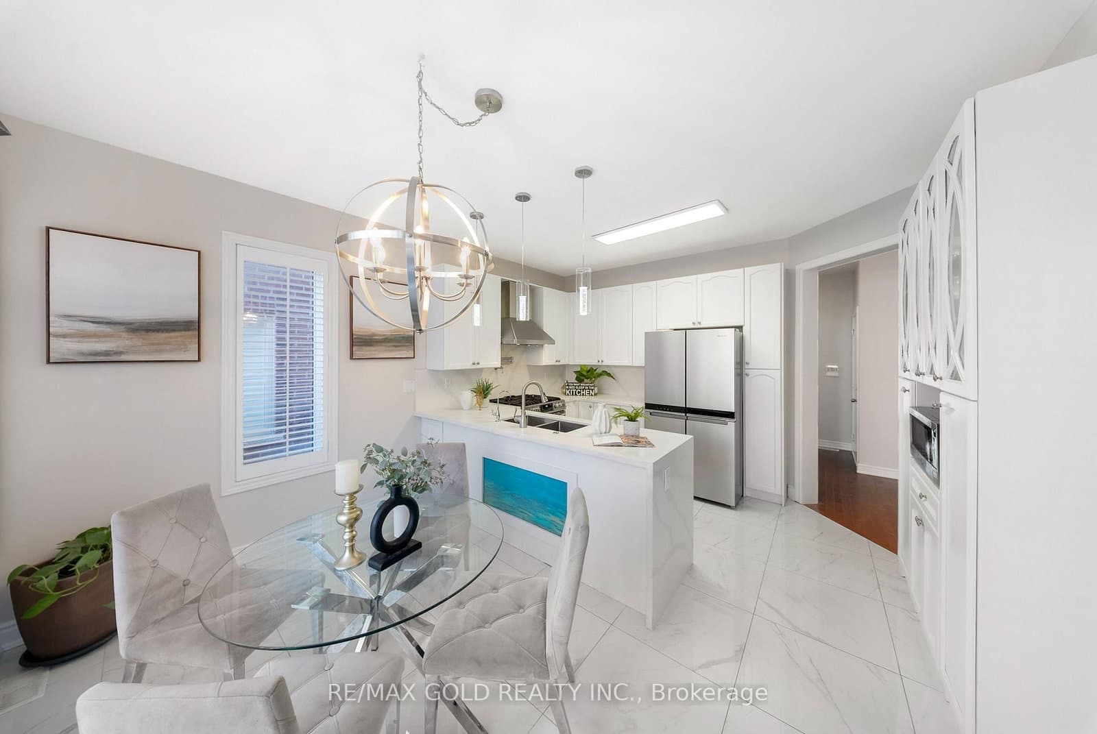 19 Bellcrest Road thumbnail 12