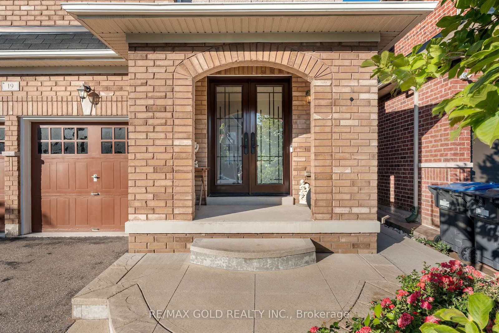 19 Bellcrest Road thumbnail 4