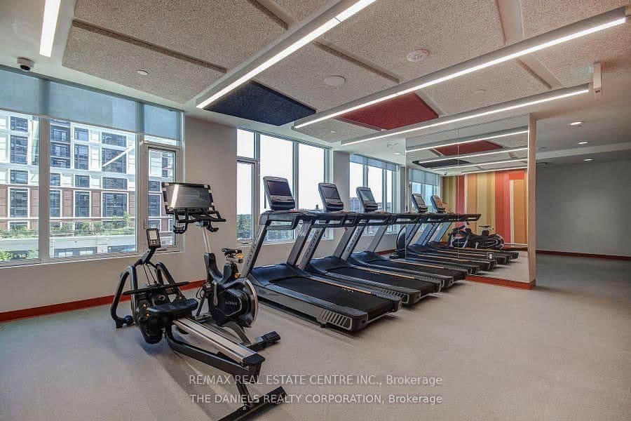 2485 Eglinton Avenue W, Unit 906 thumbnail 10