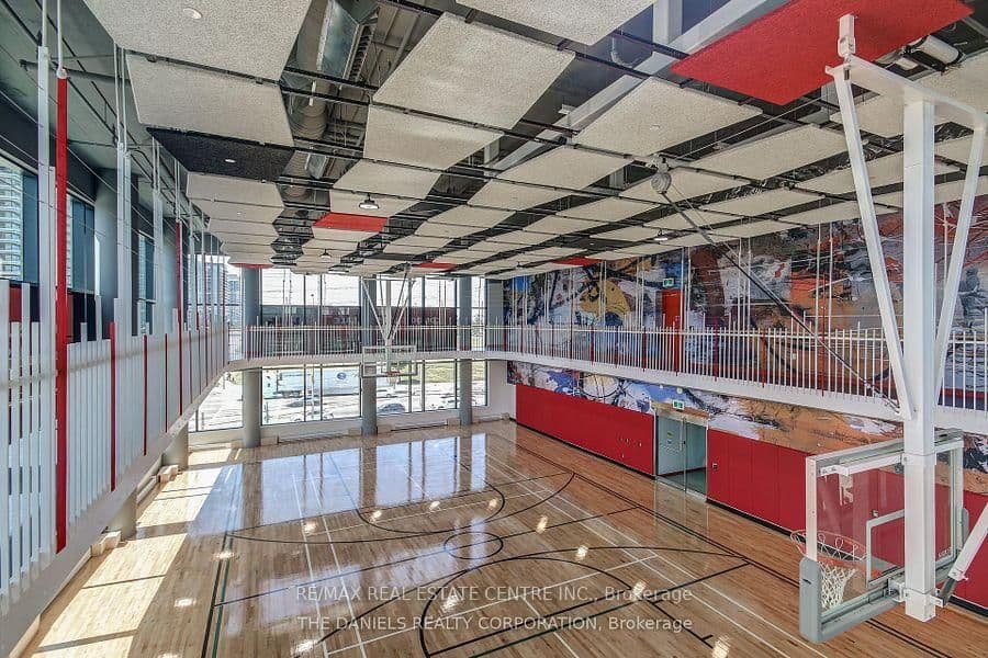 2485 Eglinton Avenue W, Unit 906 thumbnail 11