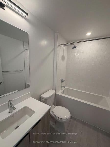 2485 Eglinton Avenue W, Unit 906 thumbnail 22