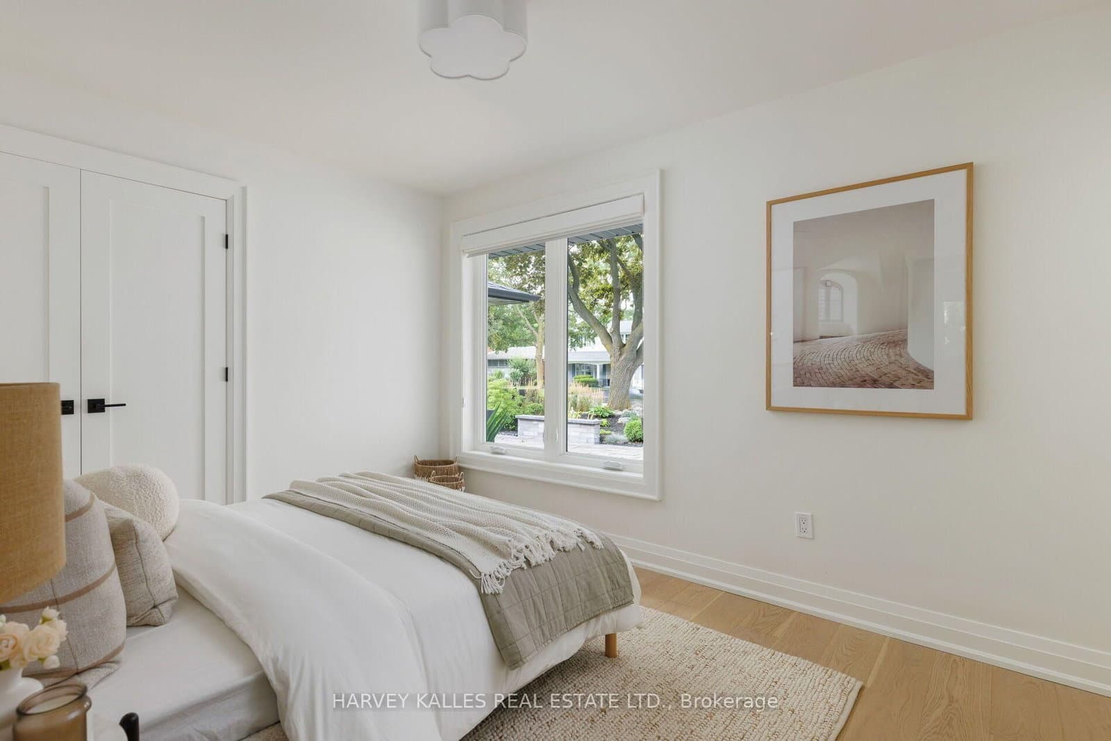 75 Markland Drive thumbnail 30