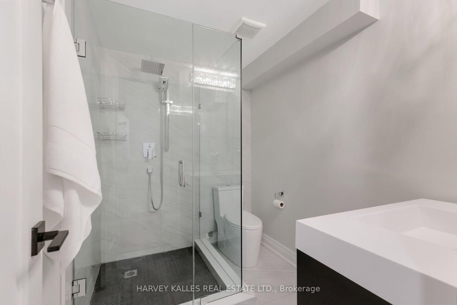 75 Markland Drive thumbnail 40