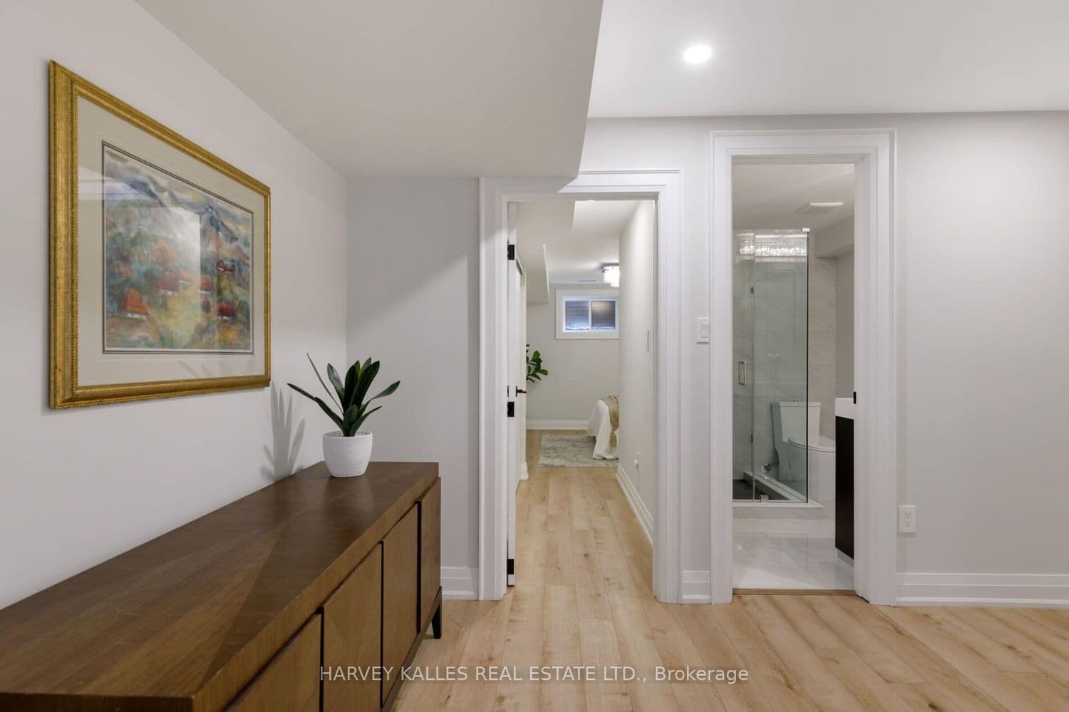 75 Markland Drive thumbnail 42