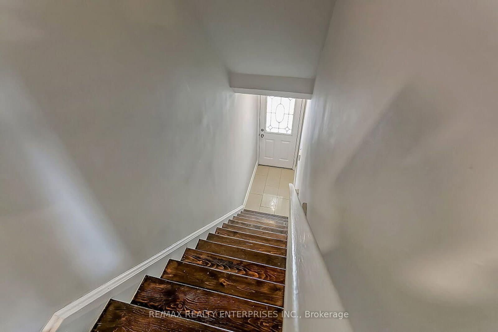 2386 Munn's Avenue, Unit Unit E thumbnail 2