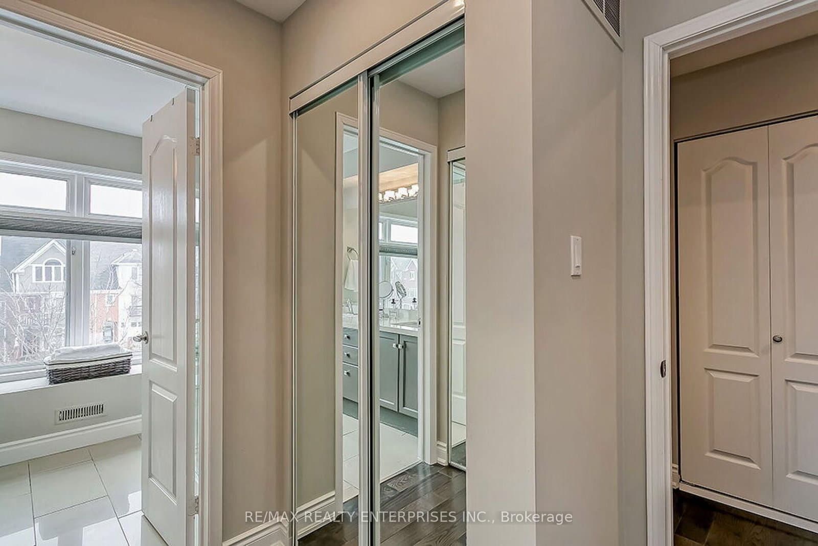 2386 Munn's Avenue, Unit Unit E thumbnail 20