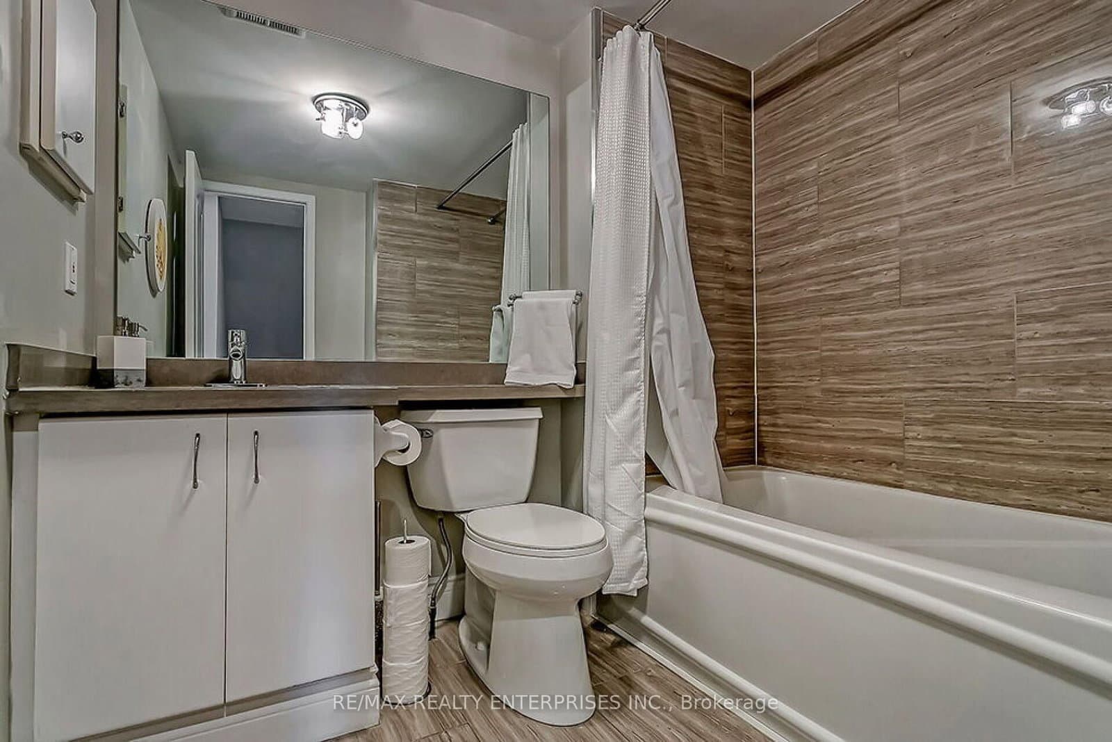 2386 Munn's Avenue, Unit Unit E thumbnail 32