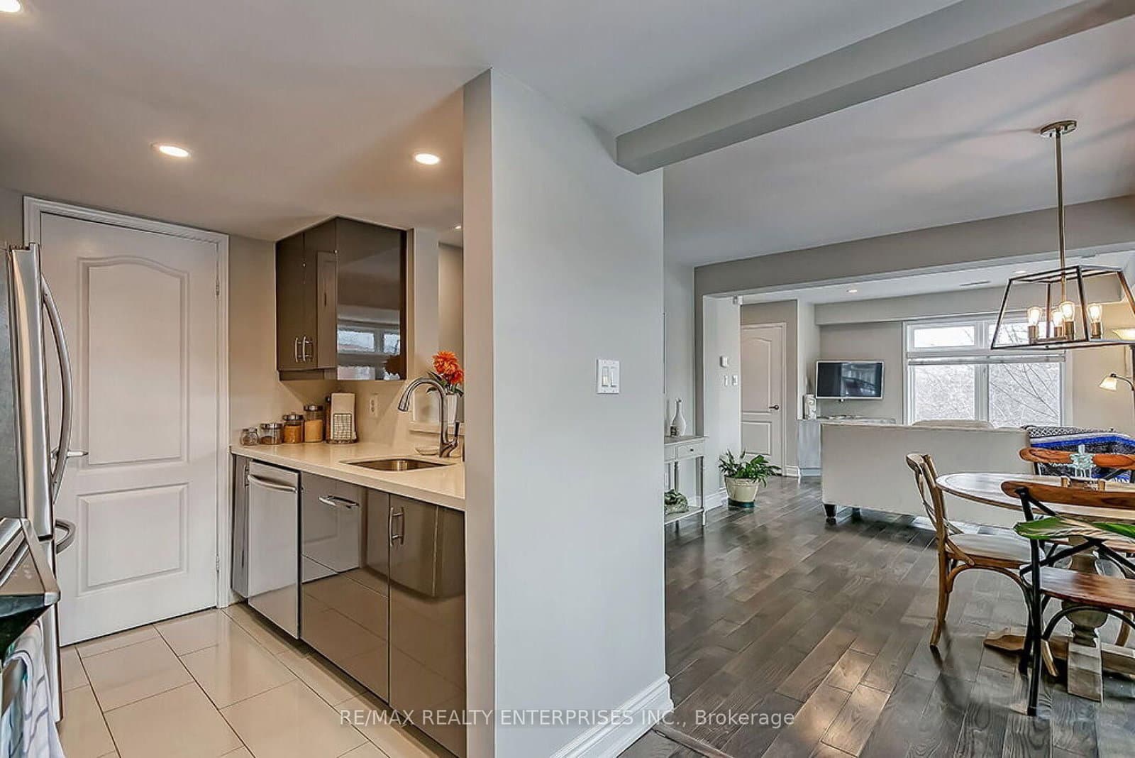 2386 Munn's Avenue, Unit Unit E thumbnail 7