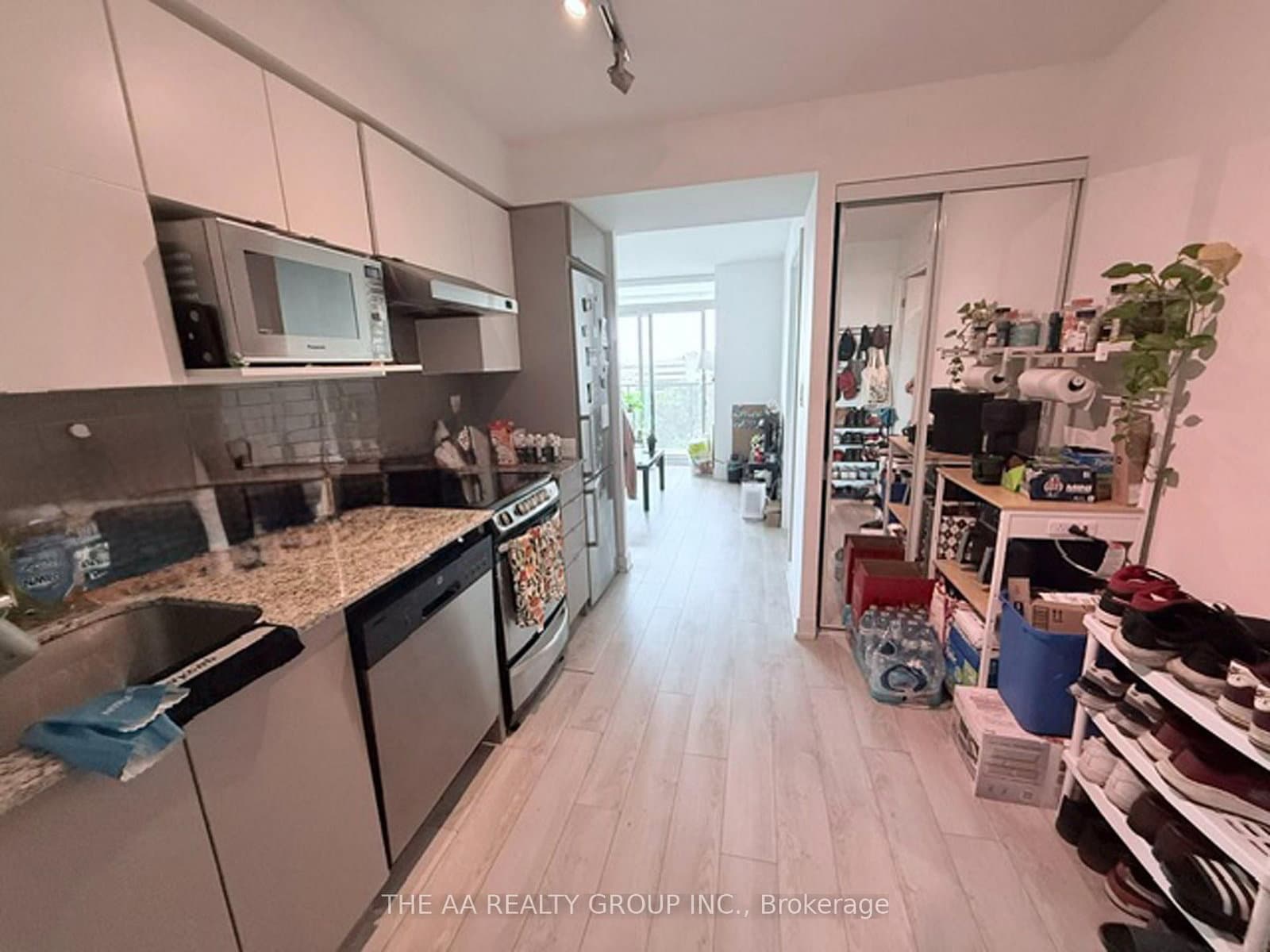 160 Flemington Road, Unit 1010 thumbnail 10