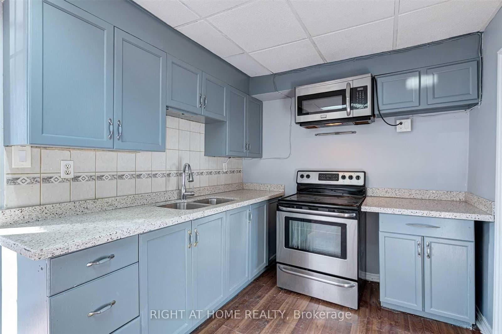 5 William Street, Unit Main Fl thumbnail 14