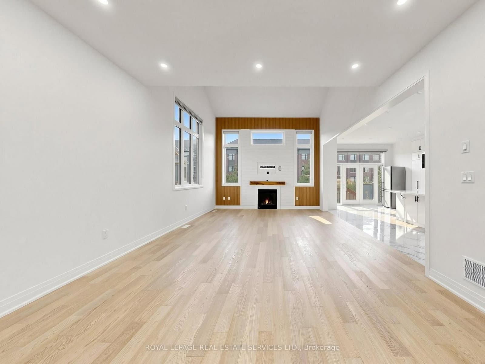 1340 Aymond Crescent thumbnail 11