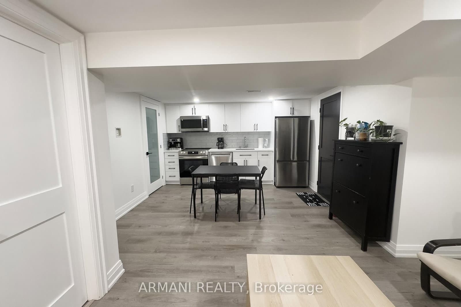 97 Cuffley Crescent N, Unit Basement thumbnail 12