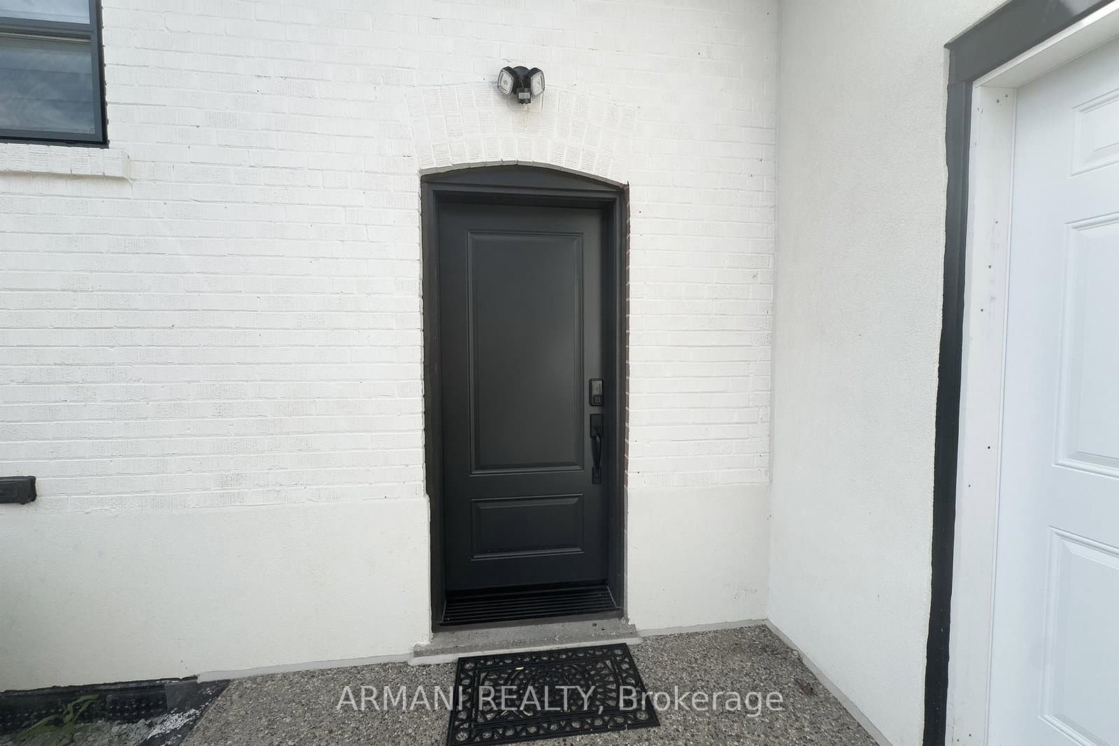 97 Cuffley Crescent N, Unit Basement thumbnail 3