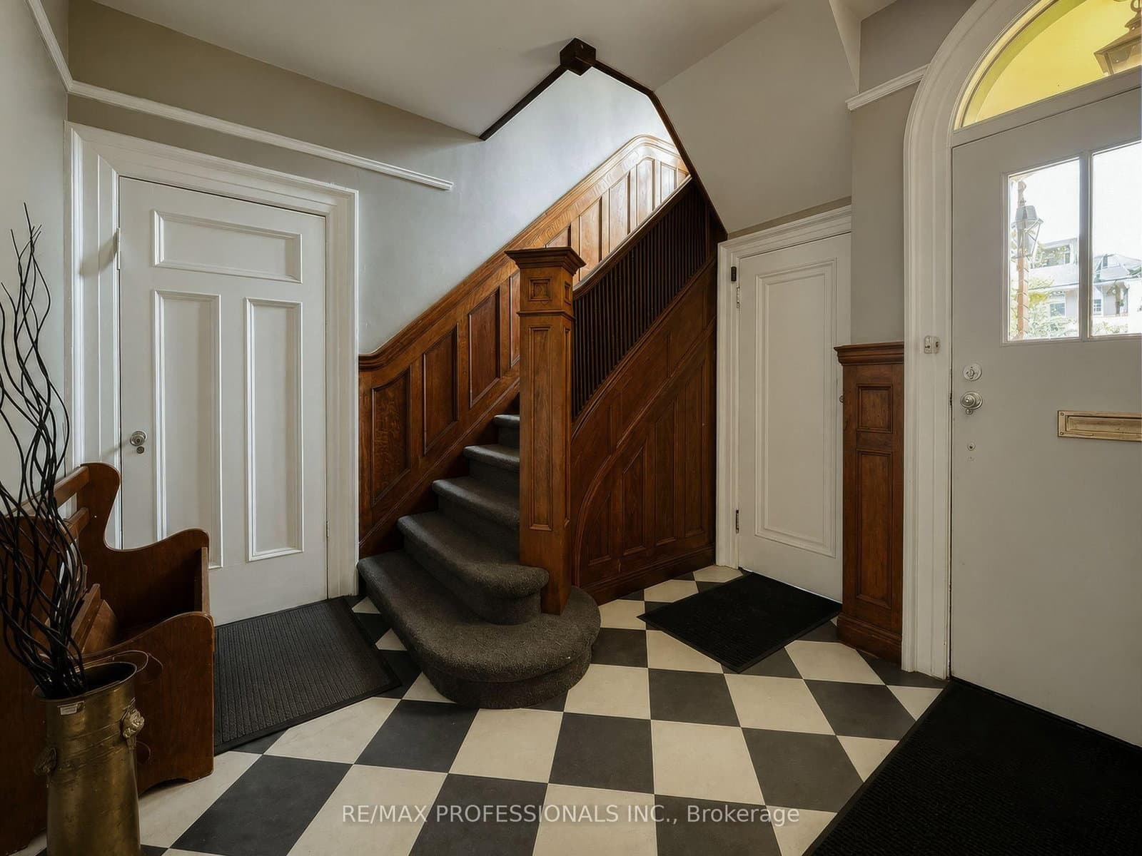 284 Indian Road thumbnail 7