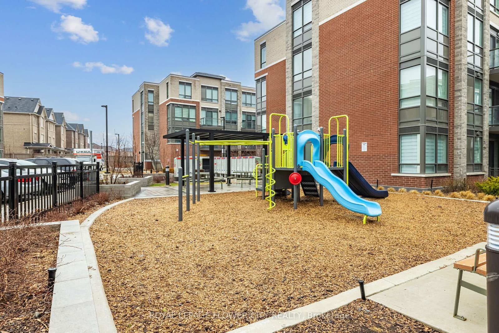 65 Attmar Drive E, Unit 269 thumbnail 34