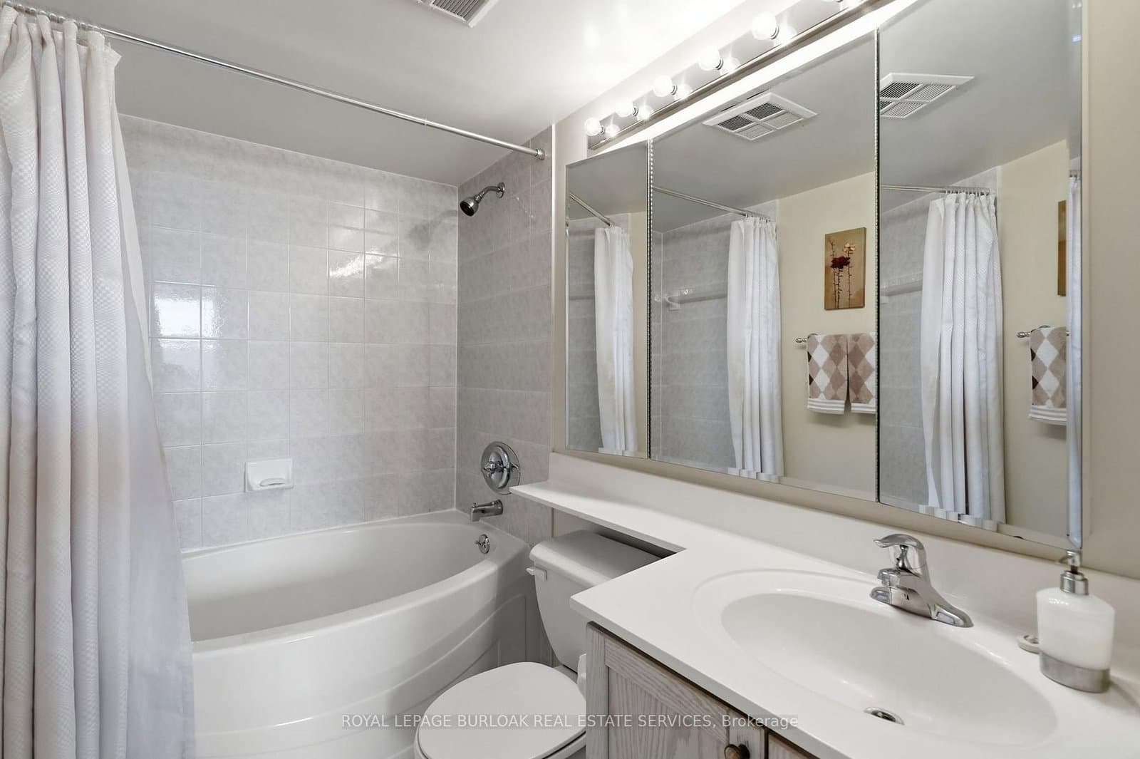 1150 Parkwest Place, Unit 301 thumbnail 19