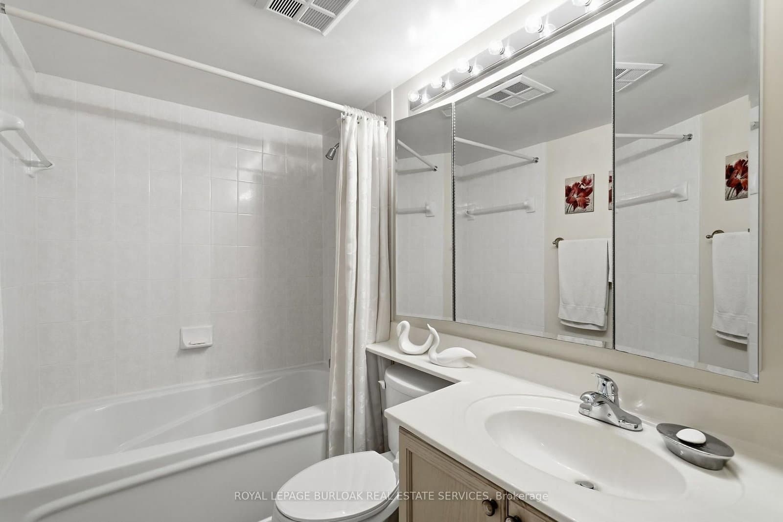 1150 Parkwest Place, Unit 301 thumbnail 22