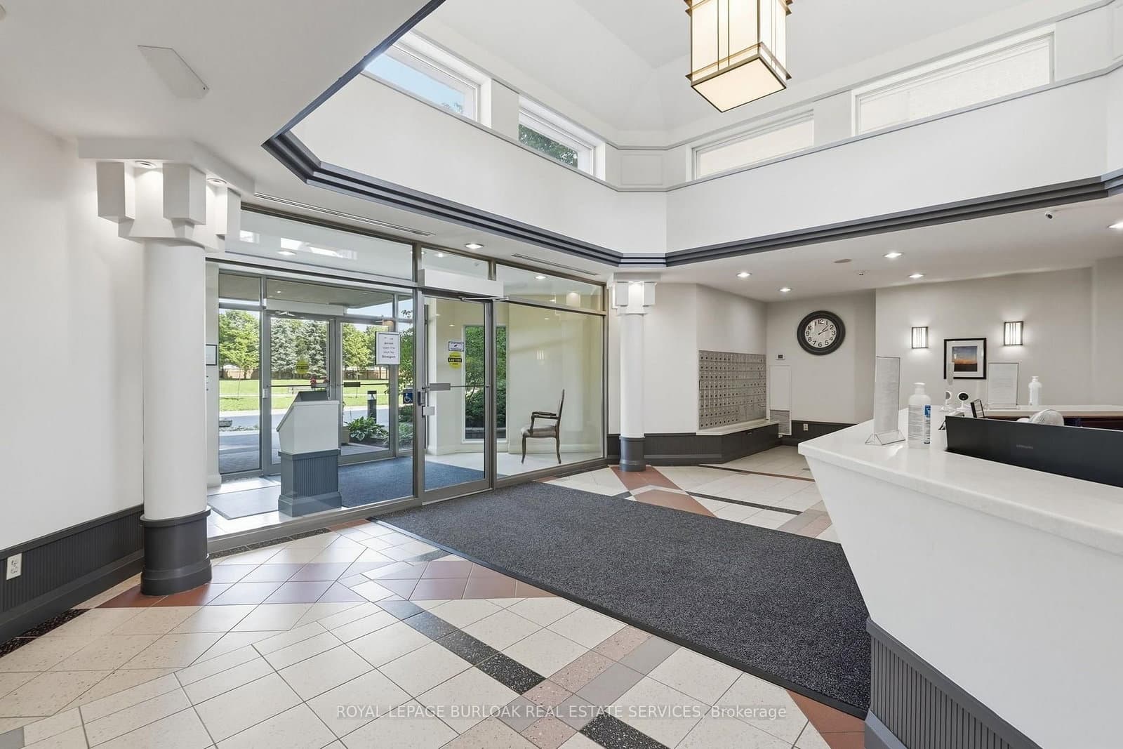 1150 Parkwest Place, Unit 301 thumbnail 27