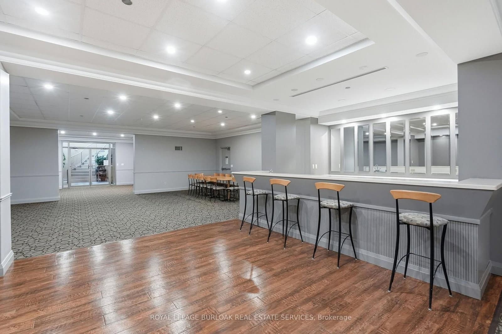 1150 Parkwest Place, Unit 301 thumbnail 30