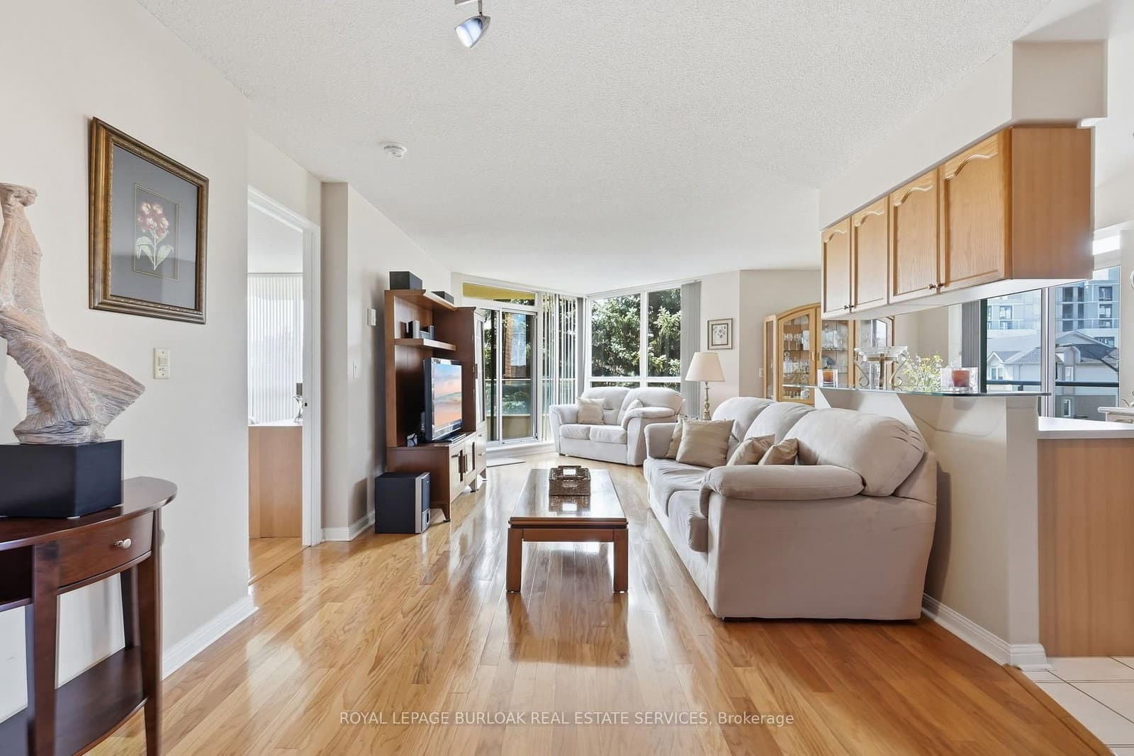1150 Parkwest Place, Unit 301 thumbnail 6