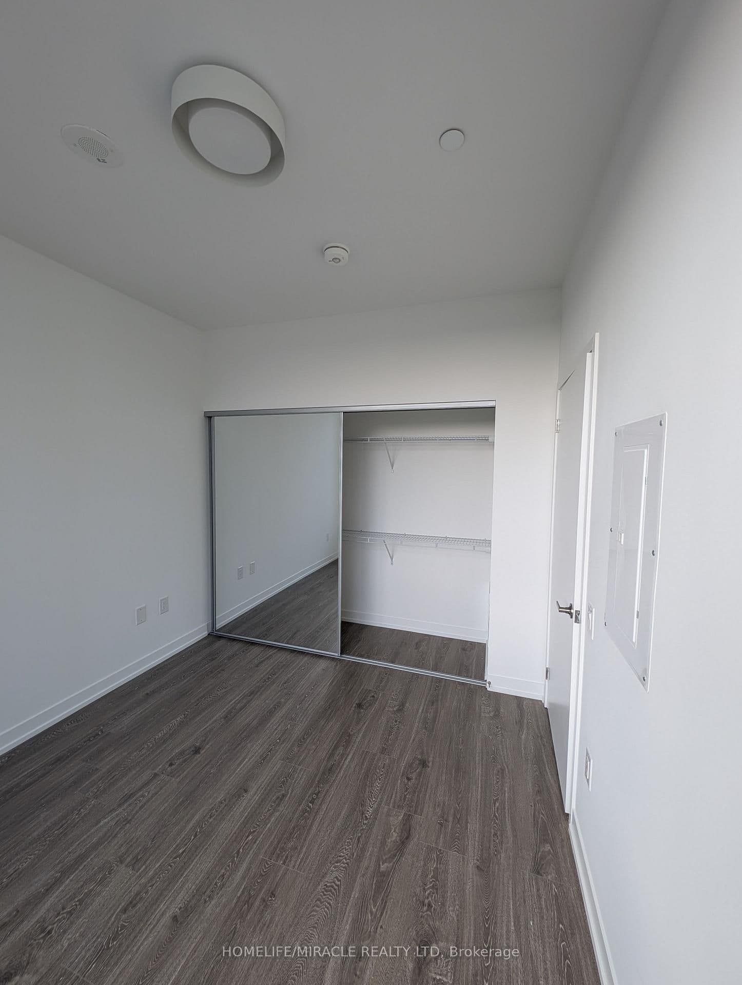 2485 Eglinton Avenue W, Unit 718 thumbnail 10