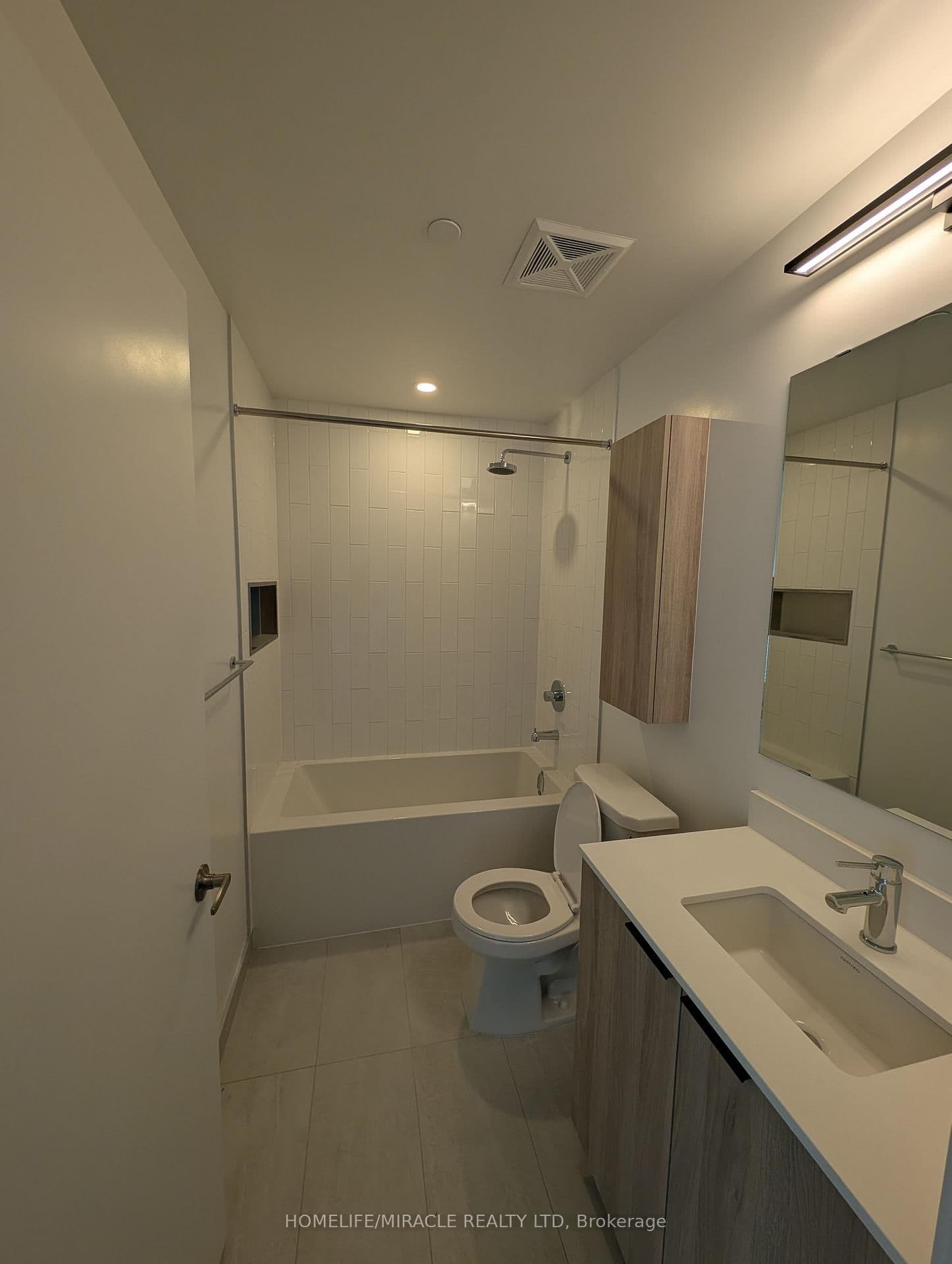 2485 Eglinton Avenue W, Unit 718 thumbnail 9