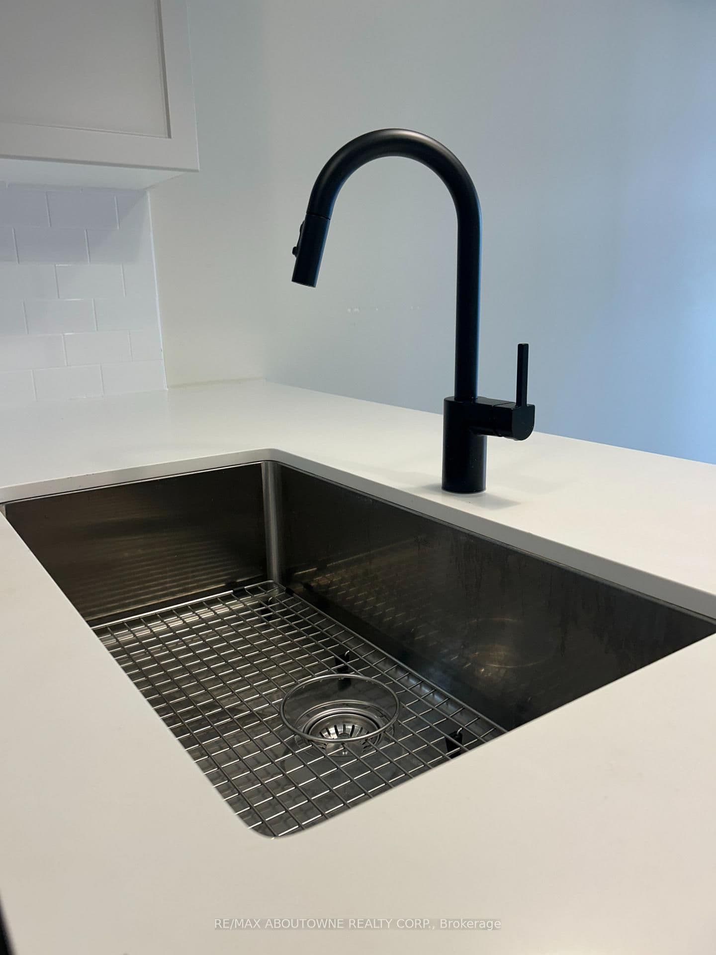 1581 Rose Way, Unit 106 thumbnail 11