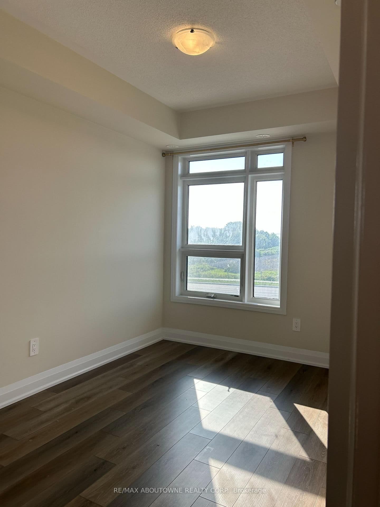1581 Rose Way, Unit 106 thumbnail 14