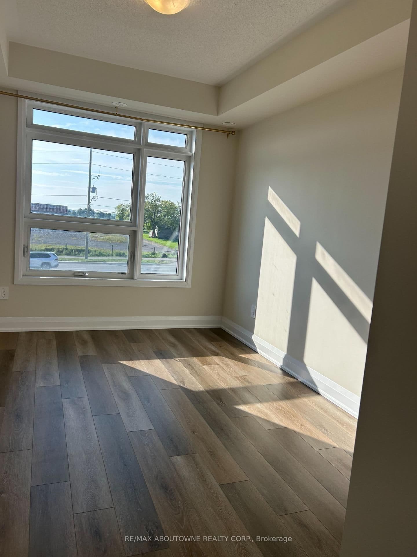 1581 Rose Way, Unit 106 thumbnail 17