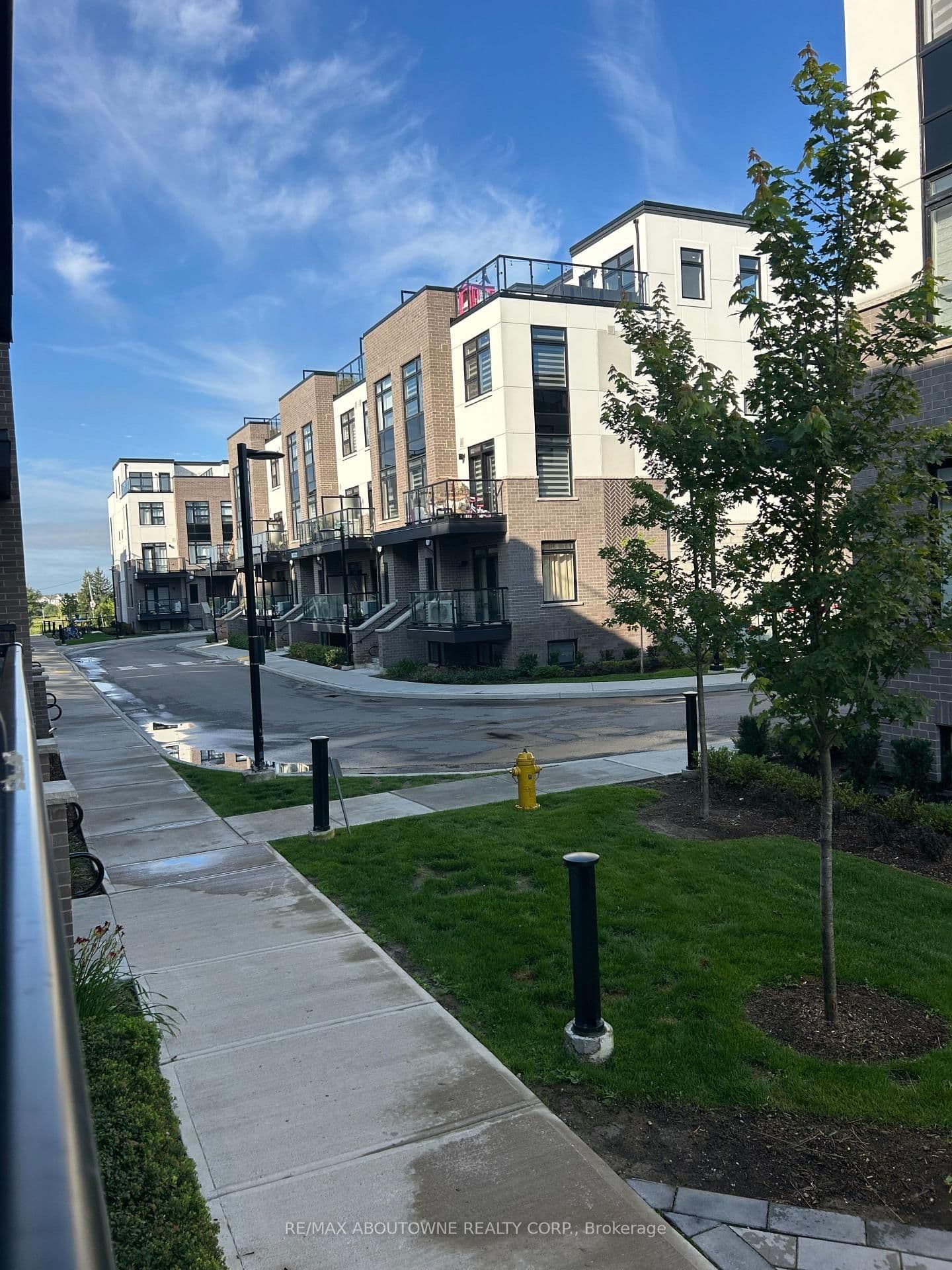 1581 Rose Way, Unit 106 thumbnail 3