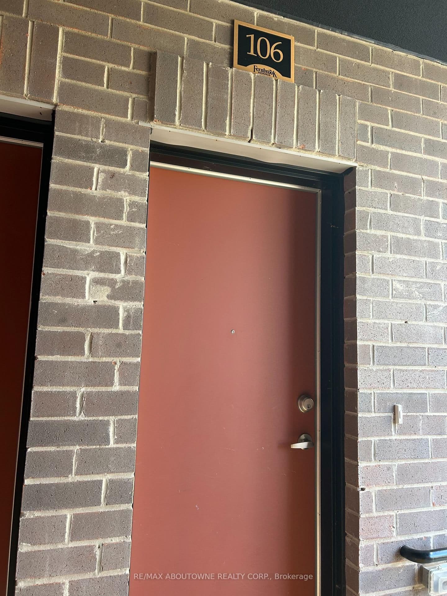 1581 Rose Way, Unit 106 thumbnail 4