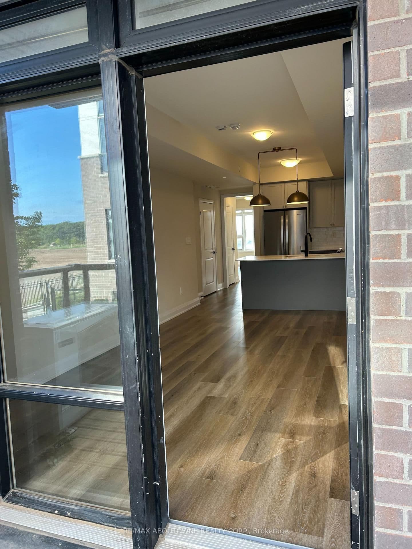 1581 Rose Way, Unit 106 thumbnail 7