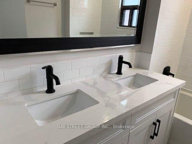 358 horner Avenue, Unit Upper thumbnail 10
