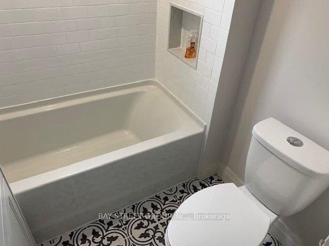 358 horner Avenue, Unit Upper thumbnail 11