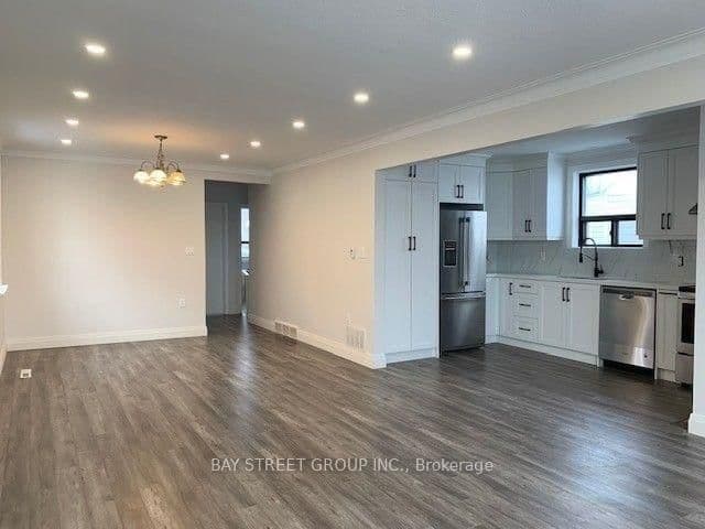 358 horner Avenue, Unit Upper thumbnail 2
