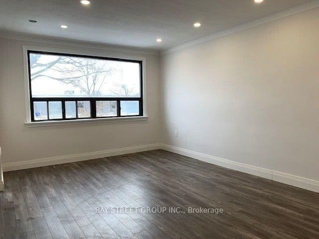 358 horner Avenue, Unit Upper thumbnail 3