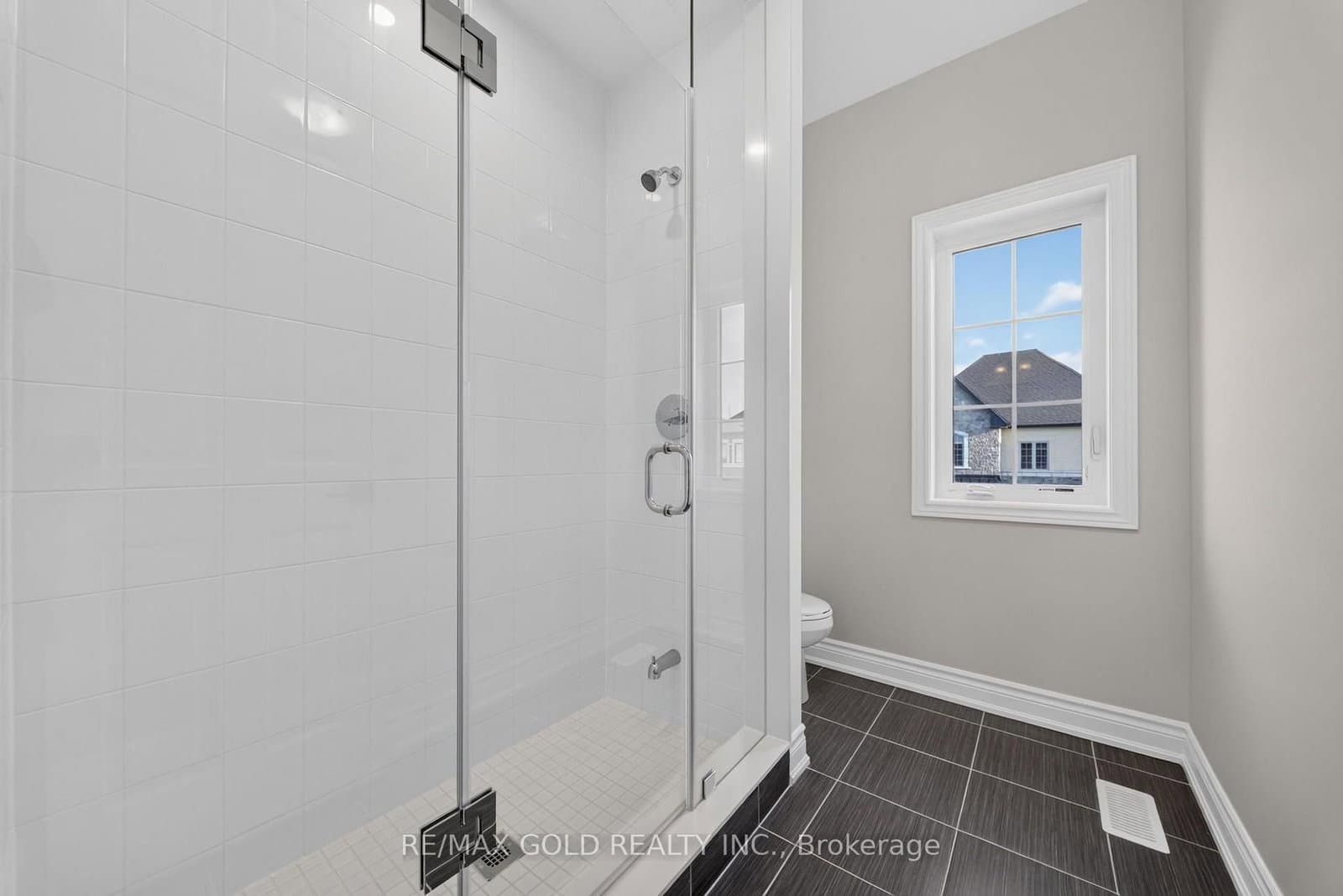 11 Keyworth Crescent thumbnail 35