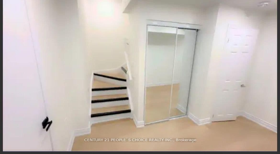 3 Aldenham Street, Unit 2 thumbnail 12