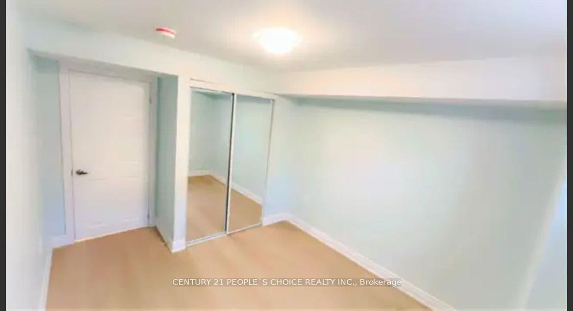 3 Aldenham Street, Unit 2 thumbnail 3