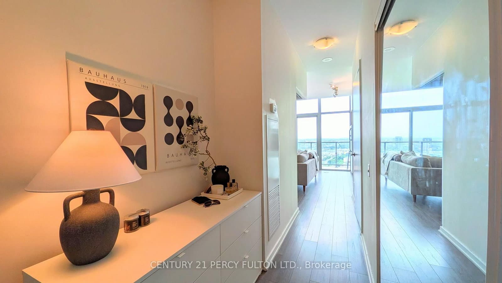 105 The Queensway, Unit 3505 thumbnail 2