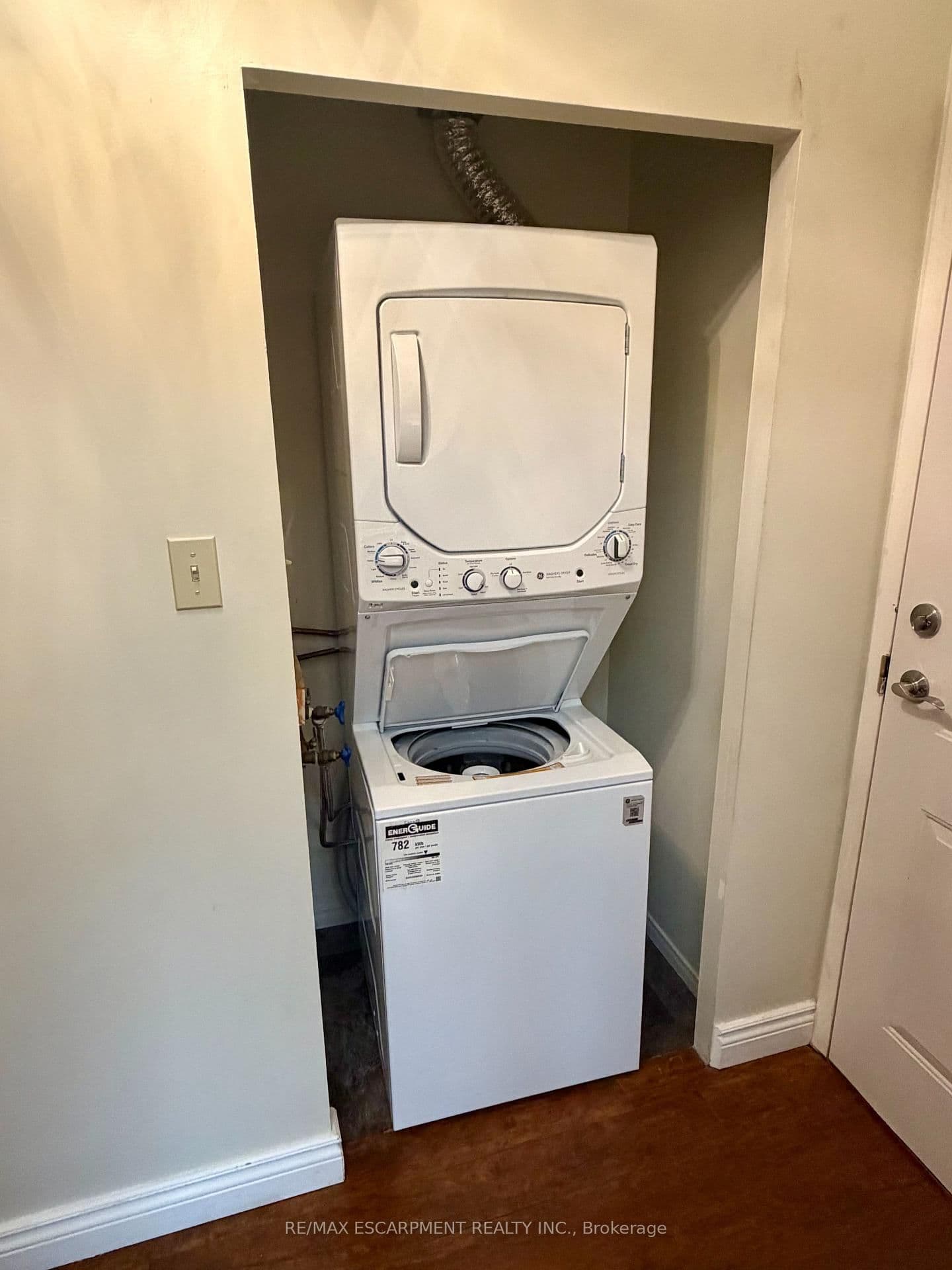 1270 Maple Crossing Boulevard E, Unit 103 thumbnail 24