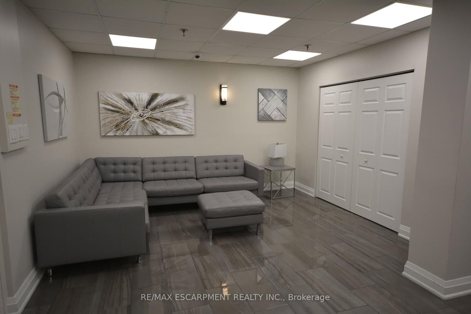 1270 Maple Crossing Boulevard E, Unit 103 thumbnail 32