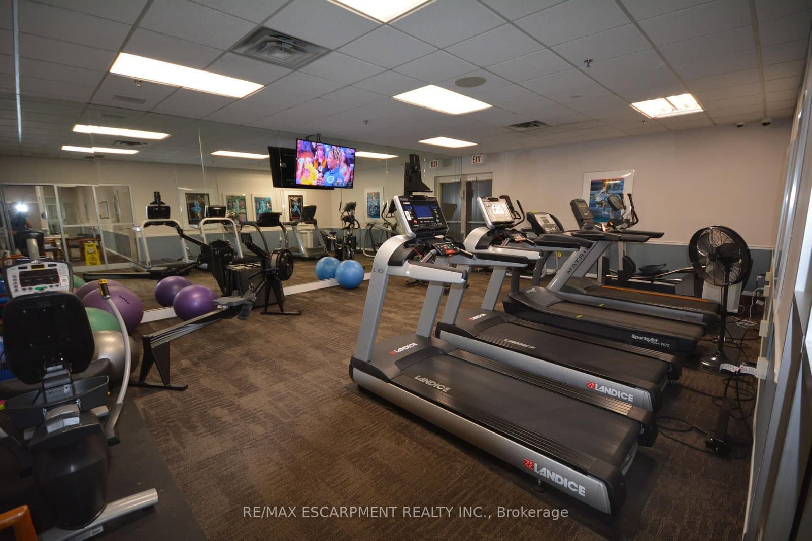 1270 Maple Crossing Boulevard E, Unit 103 thumbnail 34